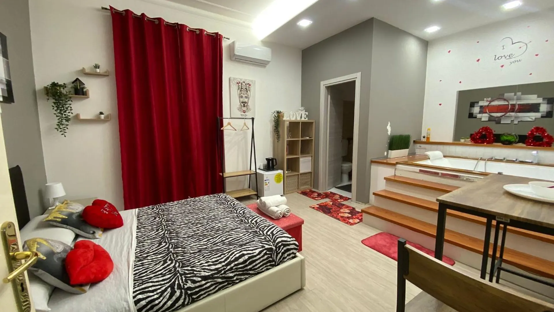 Πανσιόν Orchidea House Ξενοδοχείο Κατάνια